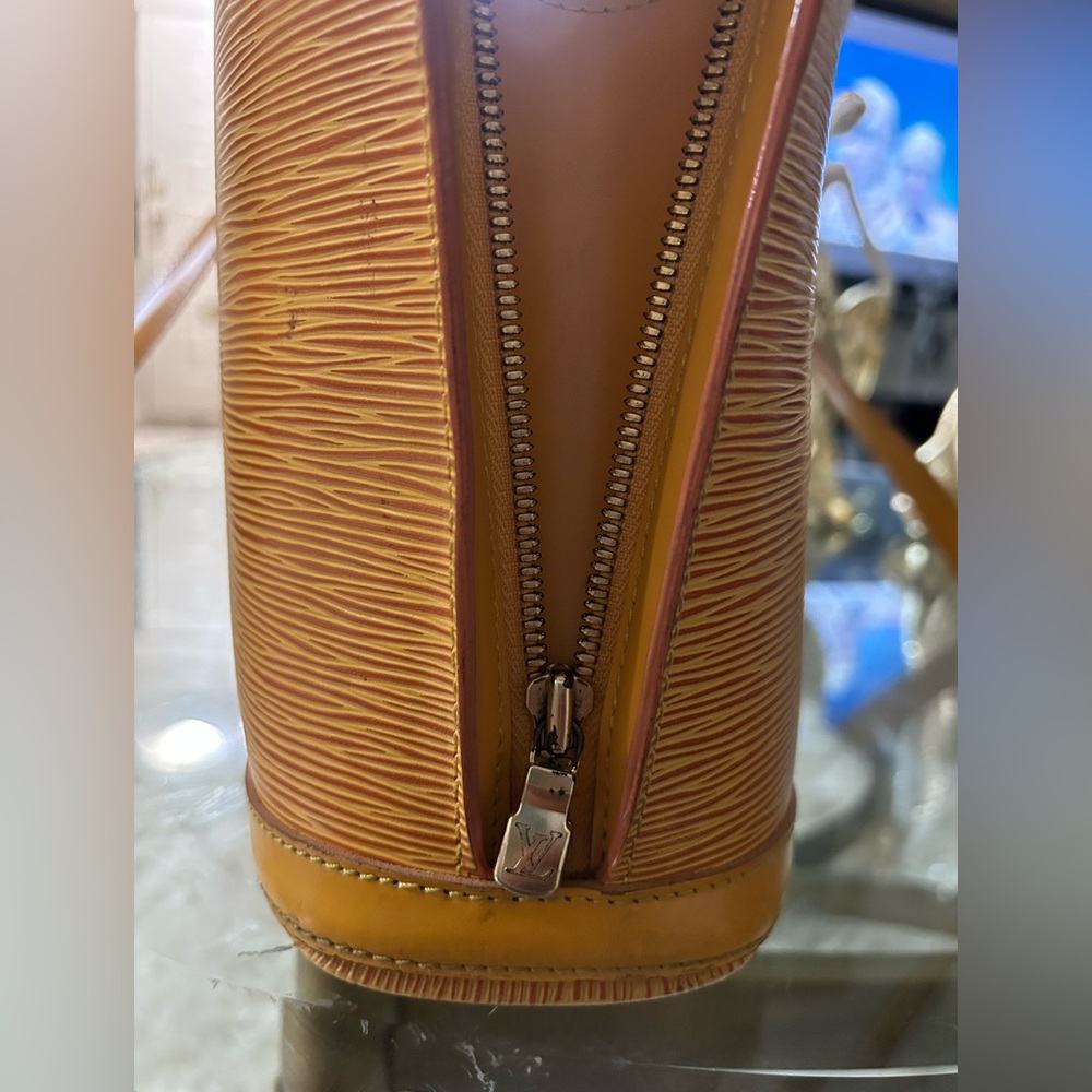 Louis Vuitton Epi Lussac Mustard Yellow - Picture 6 of 16